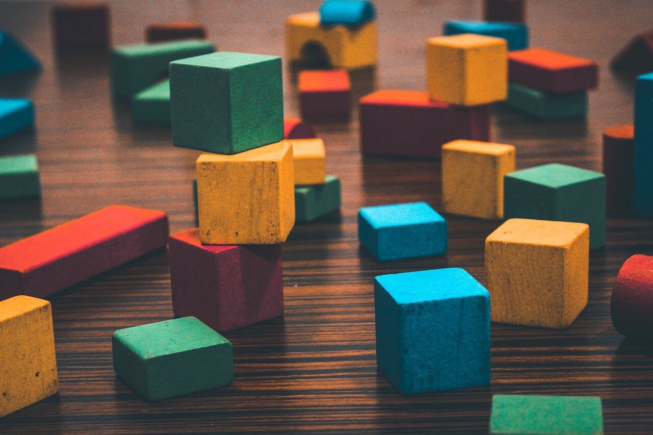 Metoda Montessori – na czym polega i skąd wzięła się jej popularność?